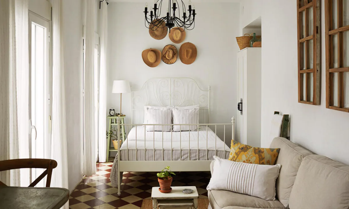 Discover How Airbnb's Mega-Hosts Are Transforming Vacation Hotspots Across the U.S.