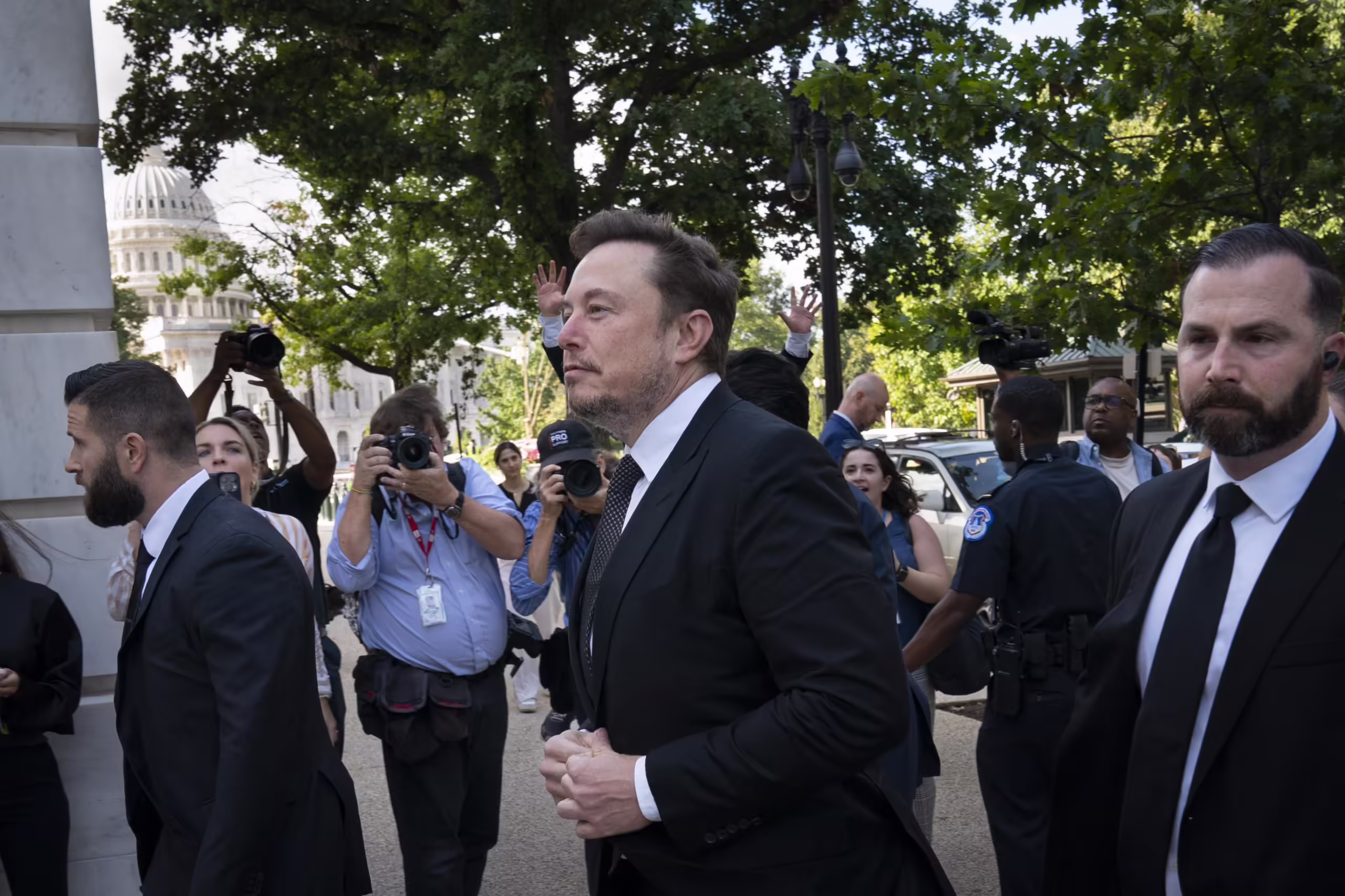 Elon Musk Set to Share Secrets in Upcoming SEC Hearing on Twitter Buyout Drama
