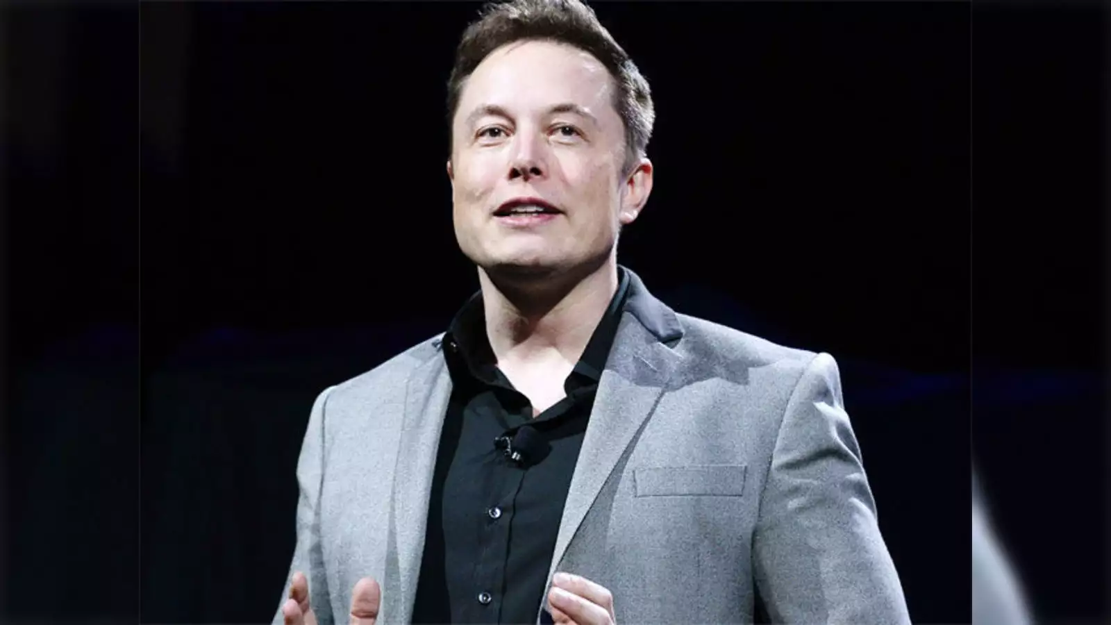 Elon Musk Urges Warren Buffett: 'Invest in Tesla!' - What This Bold Move Could Mean for Investors