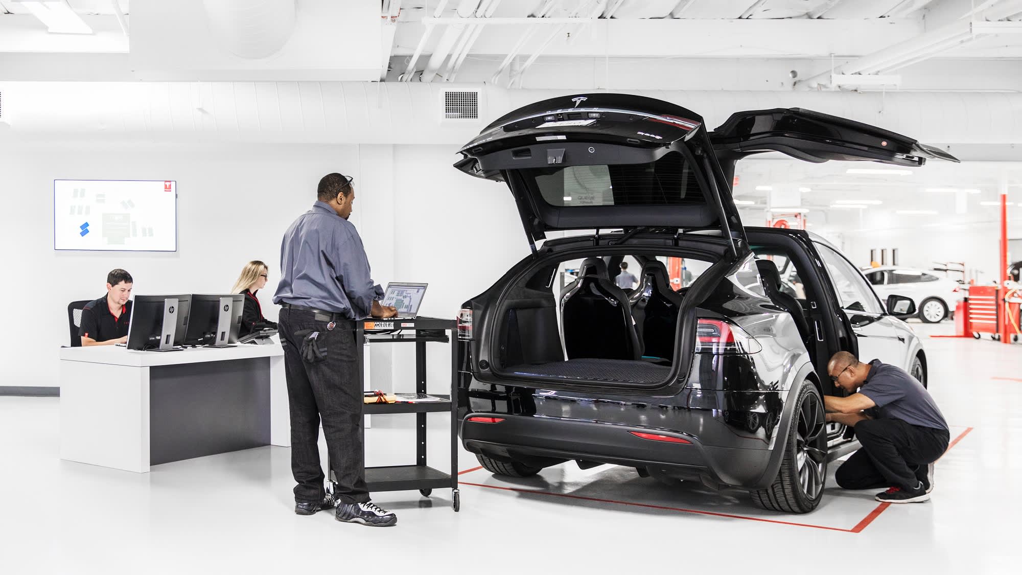 Ex-Tesla Employee Reveals Work Culture and Impact of Recent Layoffs