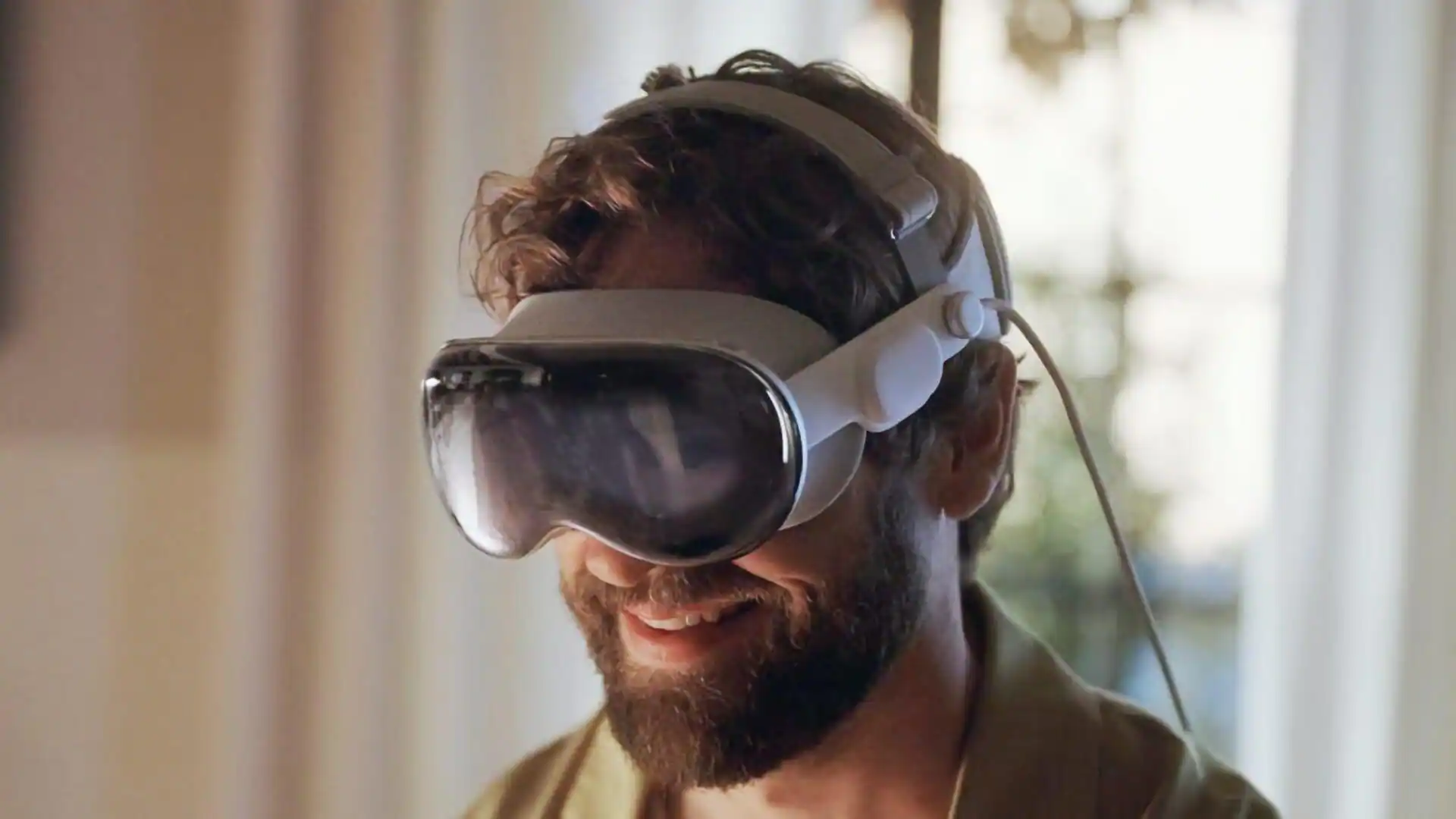 Exciting Peek: Apple Vision Pro 2 Promises Affordable Innovation in Mixed Reality