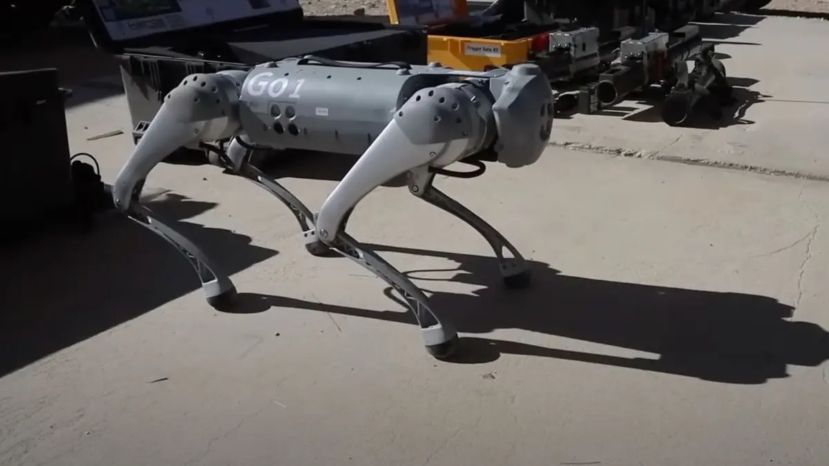 Future Warfare: How the U.S. Marines are Testing Robotic Dogs with AI Guns for Combat Missions