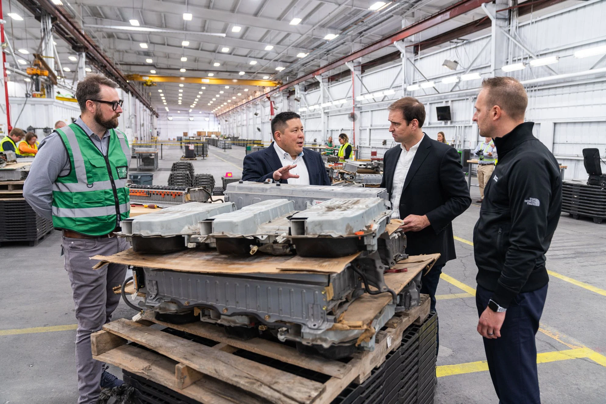 GM Joins Forces with Tesla Pioneer to Transform Old EV Batteries into New Beginnings-