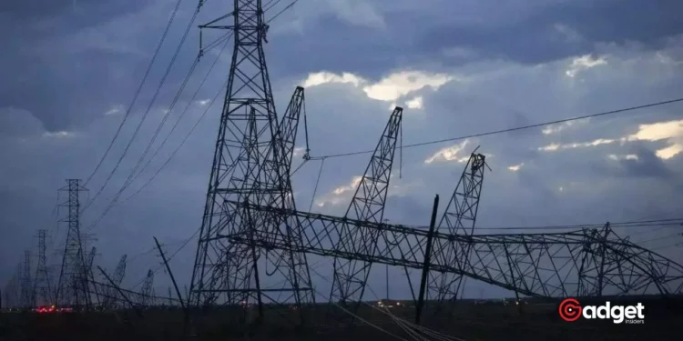 Houston Residents Battle Sweltering Heat Without Power Fourth Day of Blackouts Following Major Storm