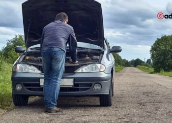 How Keeping Your Old Car Could Save You Big Bucks: Unpacking the Financial Upsides of Decade-Long Car Ownership