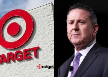 How Target and Walmart Slash Prices to Fight Inflation Woes: A Closer Look at Retail Strategy