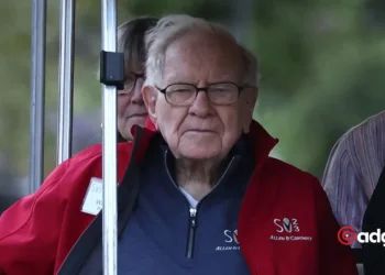 How Warren Buffett Lost $1.5 Billion: A Paramount Investment Gone Awry