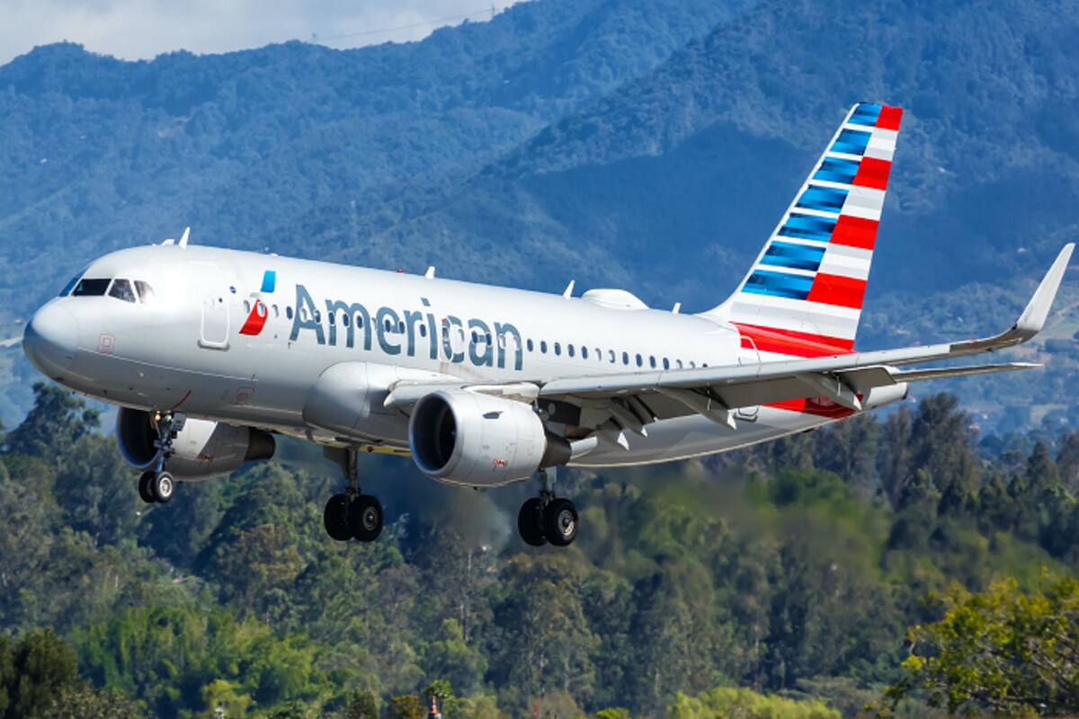 Low Pay Challenge: Why New American Airlines Flight Attendants Struggle to Make Ends Meet