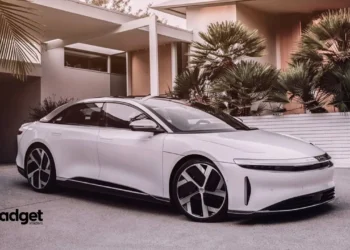 Lucid Motors: Navigating Through Financial Turbulence with Innovation and Resilience