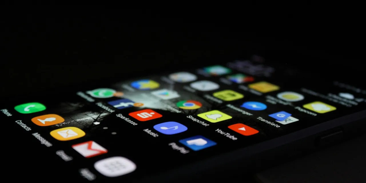 Lyca Mobile Takes on T-Mobile: Calls for FCC Action Over Unfair Competition