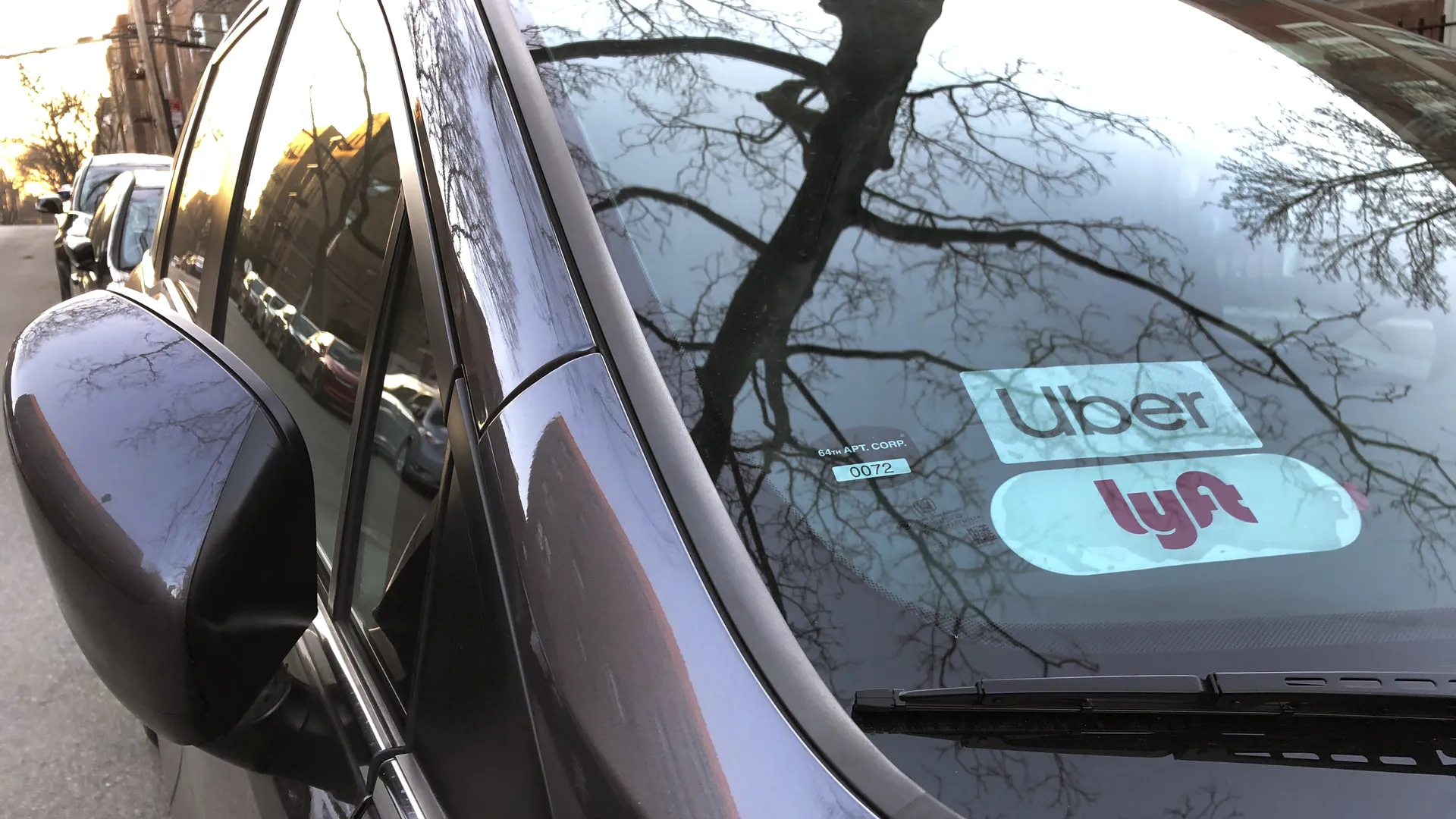 Minnesota Faces Rideshare Crisis Uber & Lyft Threaten Exit Over New Pay Rules