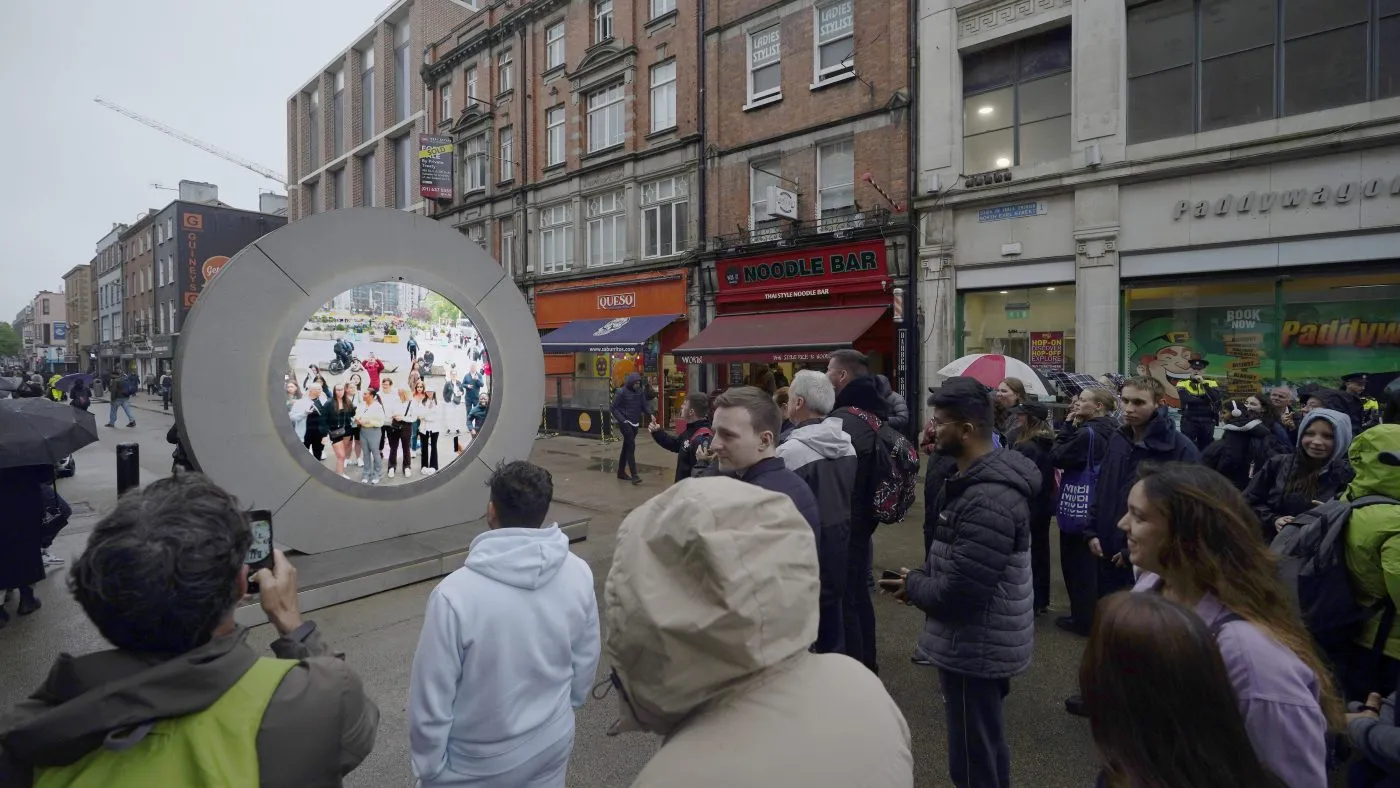 New York-Dublin 'Portal' resumes operation following temporary shutdown due to misconduct 