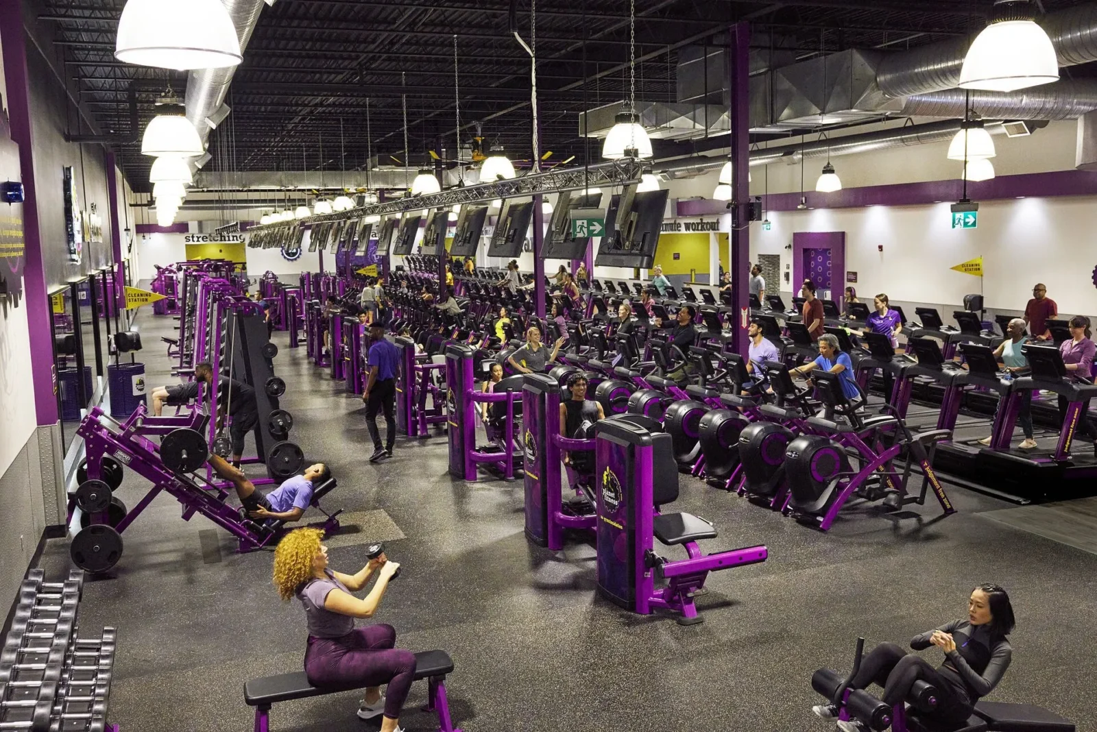 Planet Fitness Raises Prices Despite Warning of Cost-Conscious Consumers