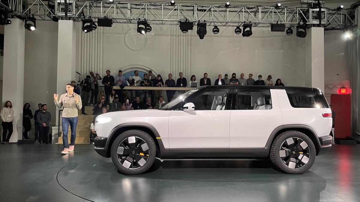 Rivian's Illinois Expansion: A Surge of Investment and Hope for Electric Vehicle Manufacturing