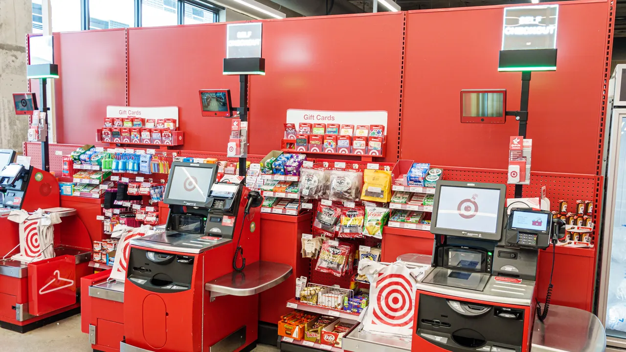 Safeway Drops Self-Checkouts in California Over Rising Theft Concerns