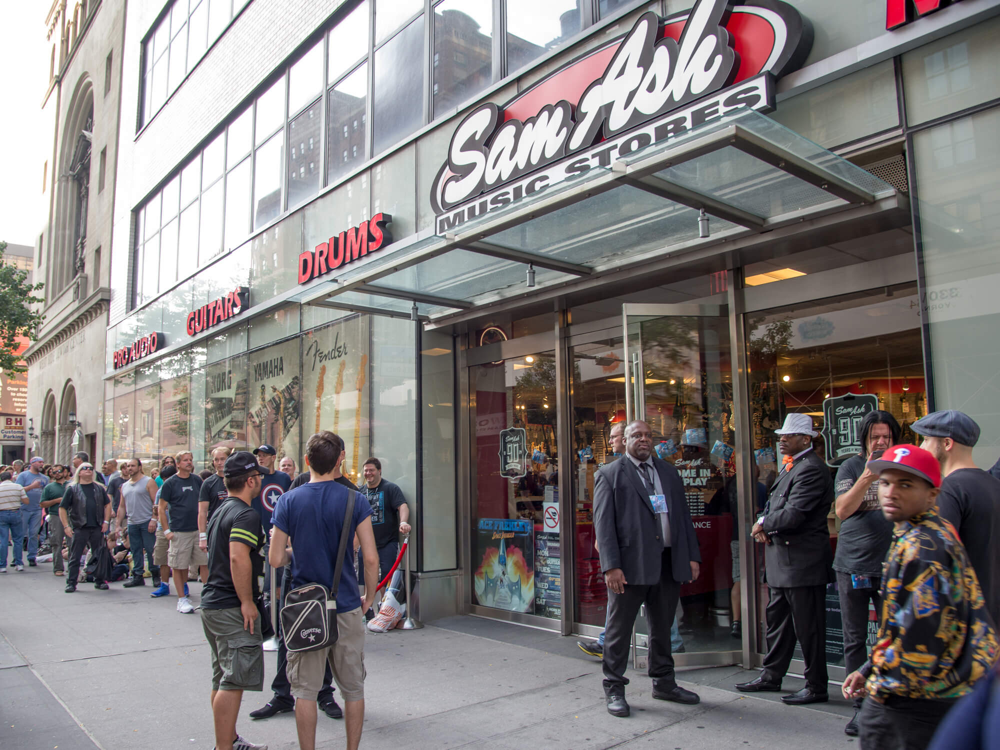 Famous Retail Chain Sam Ash Music Liquidating and Closing Every Location