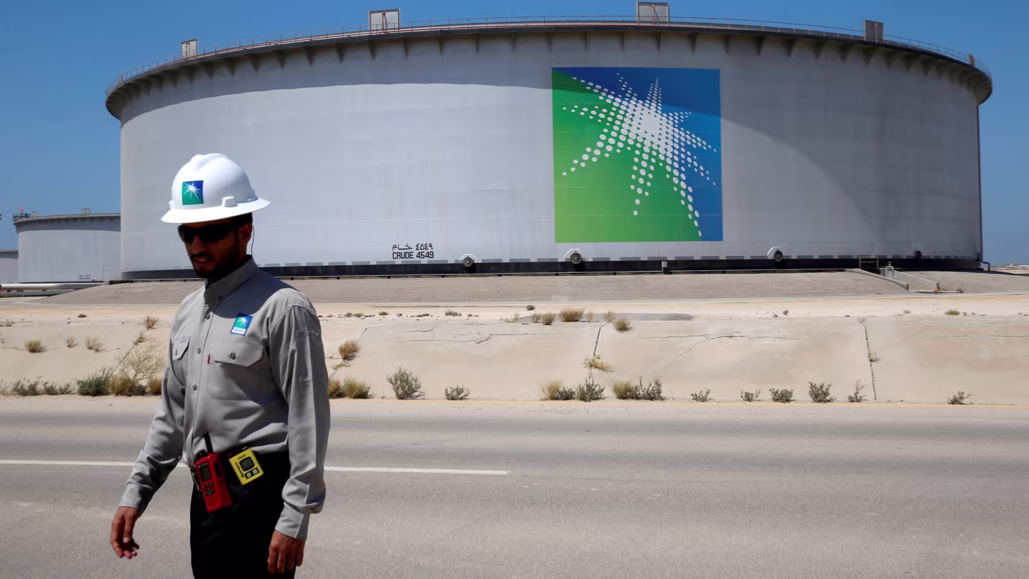 Saudi Arabia's Economic Strategies Amid Oil Challenges: Aramco's $31 Billion Dividend and Beyond