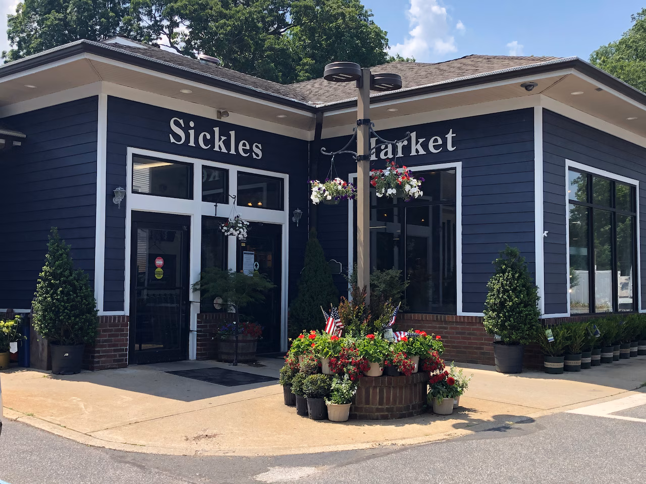 Sickles Market Shuts Down: Over 100 Years of Family Business Ends in Bankruptcy