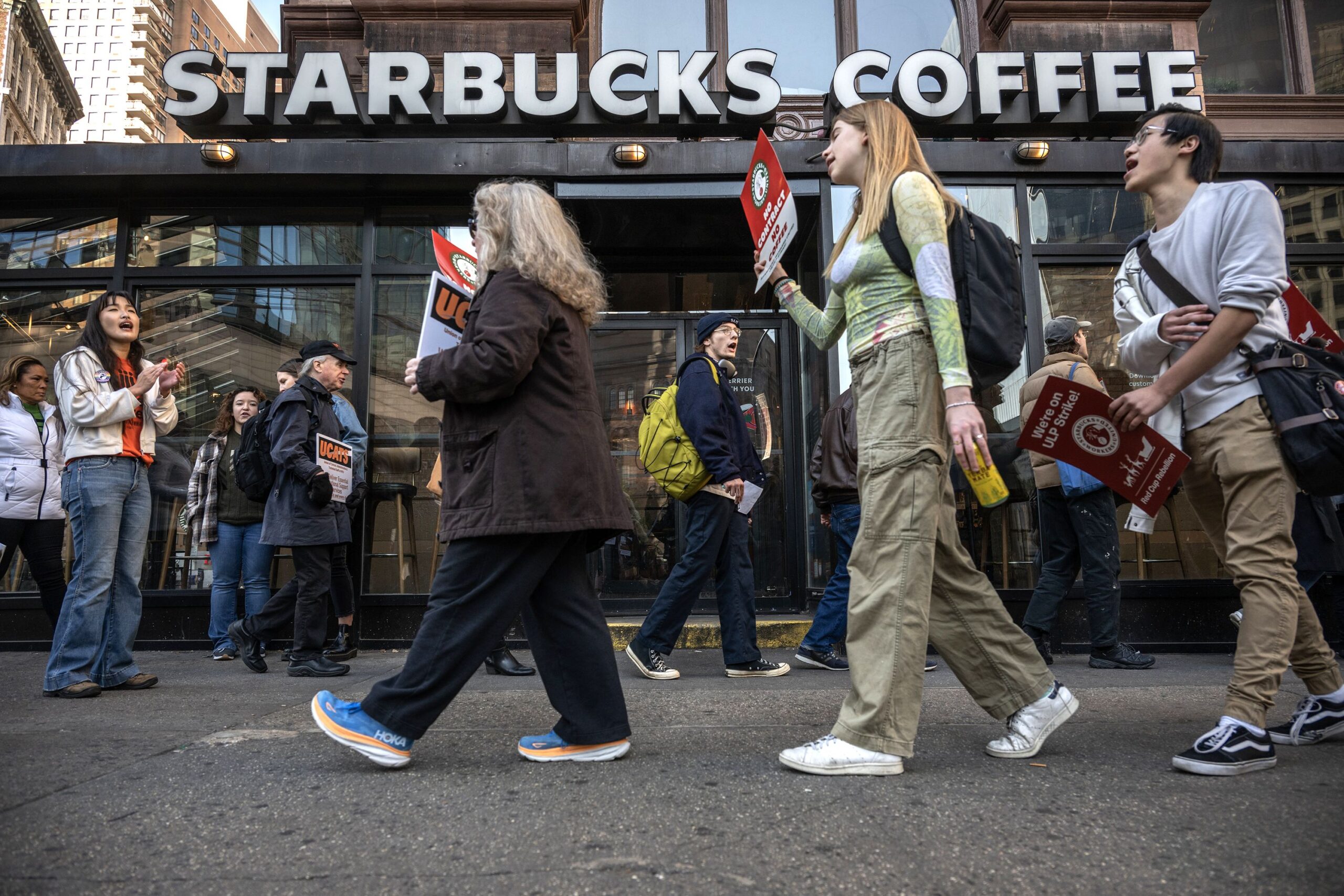Starbucks Faces Customer Outrage Over Extended Wait Times Amid Staffing Woes