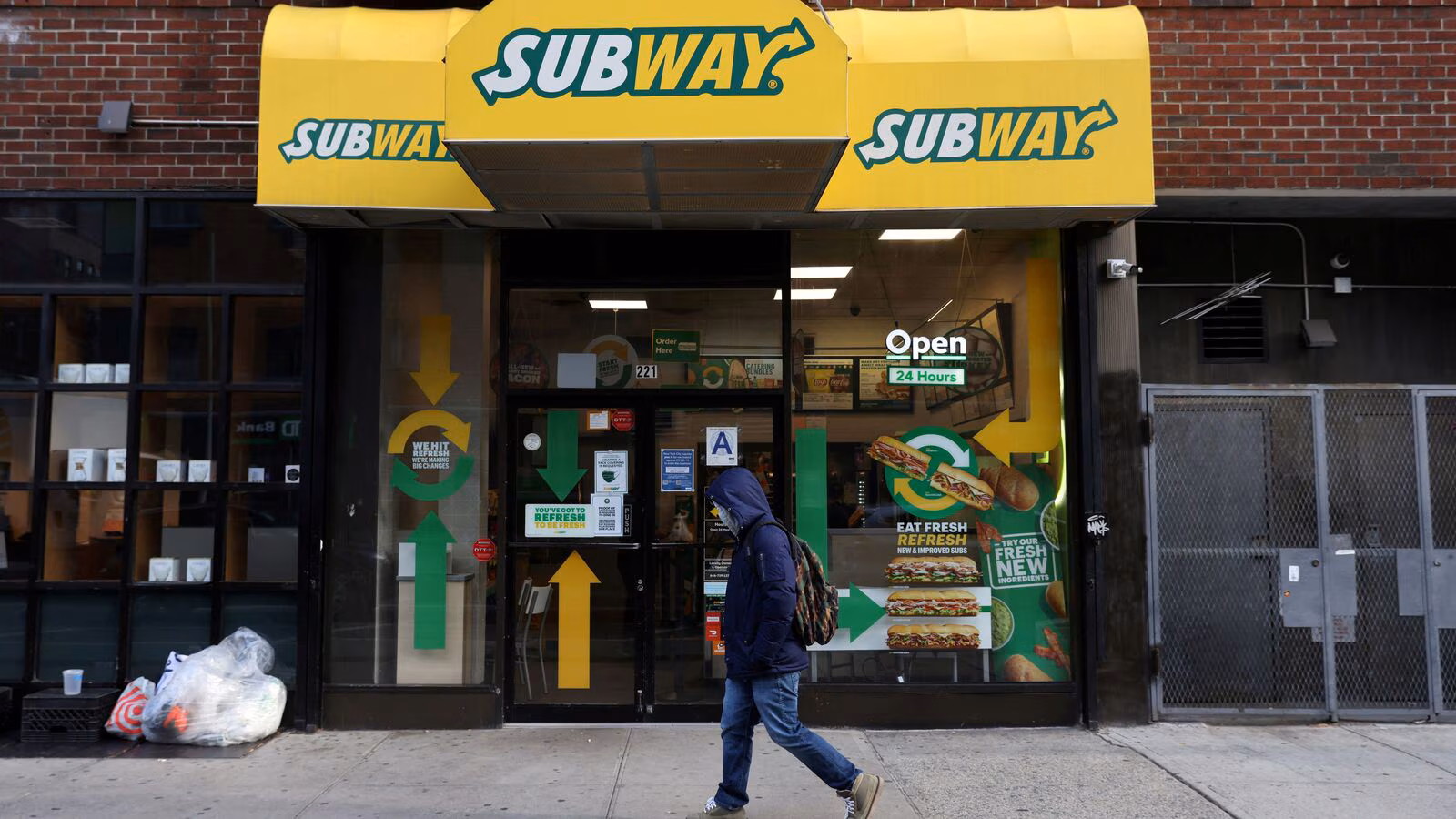 Subway's $21 Sandwich Sparks Outrage as Wage Hike Hits California