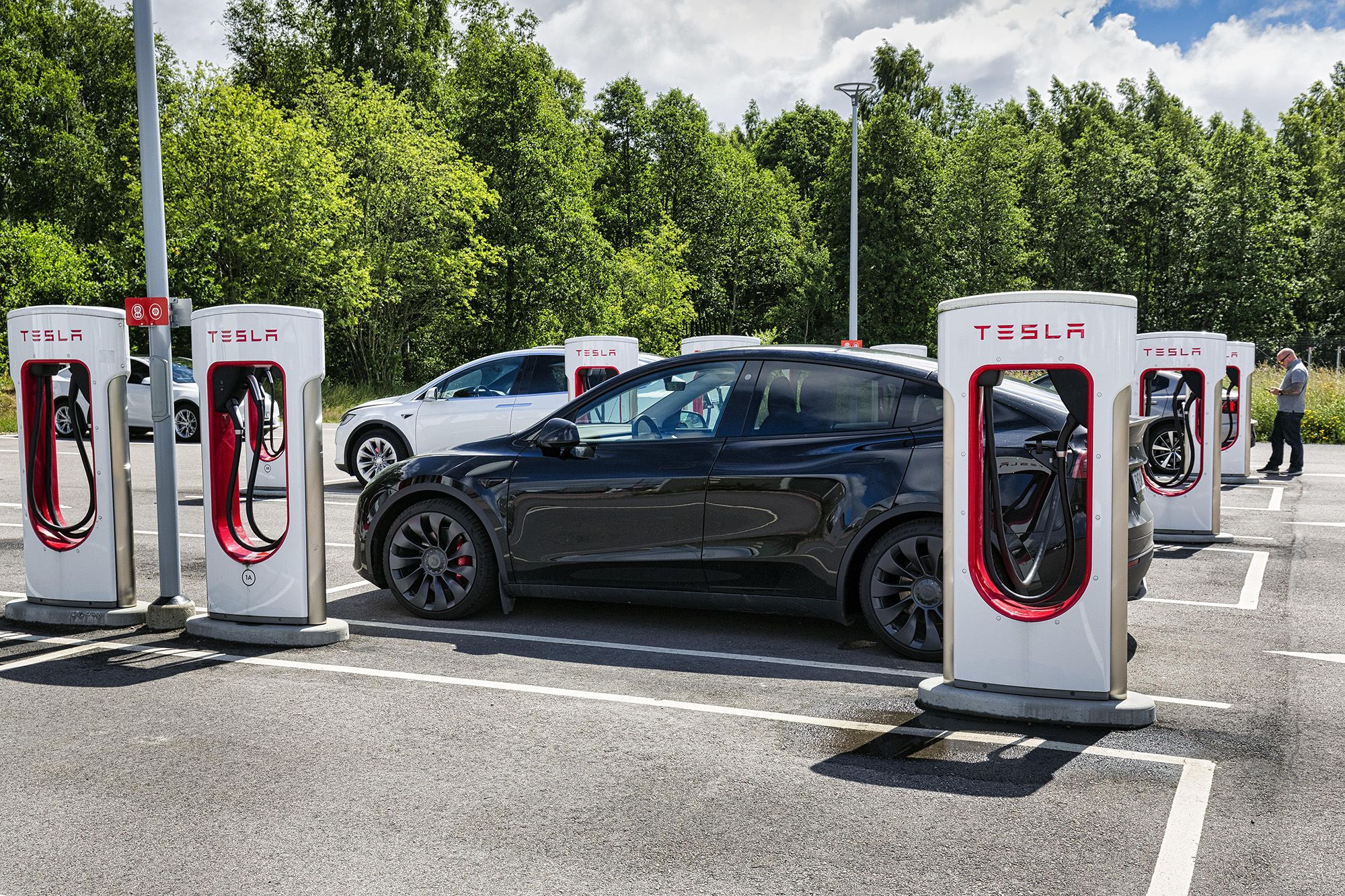 Tesla Faces New Hurdles as Swedish Unions Escalate Protests Over Wages and Conditions