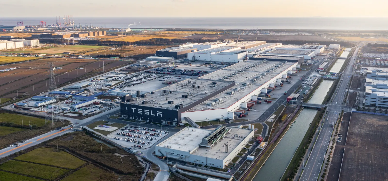 Tesla Launches New Battery Factory in Shanghai to Boost Energy Solutions Amid US-China Trade Challenges
