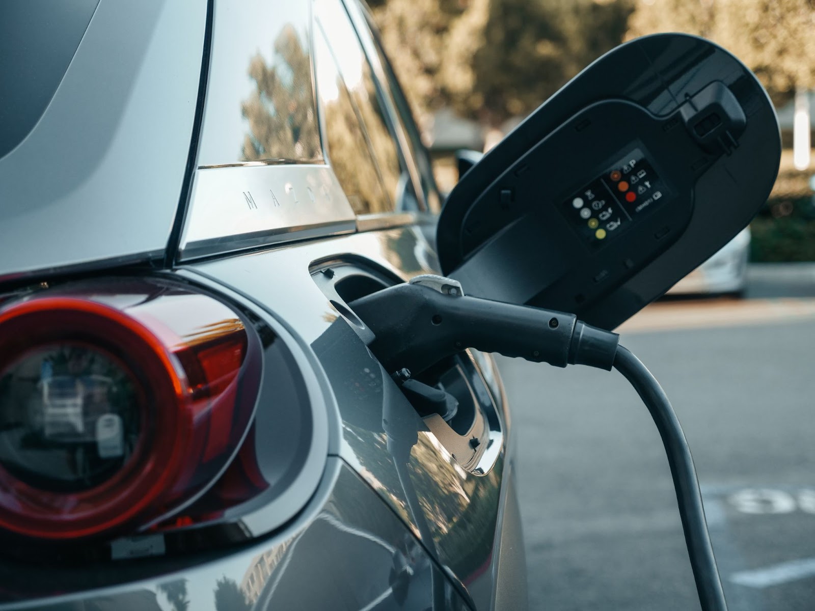 Tesla Owners Face Early Battery Wear What You Need to Know About Your Car's Lifespan--