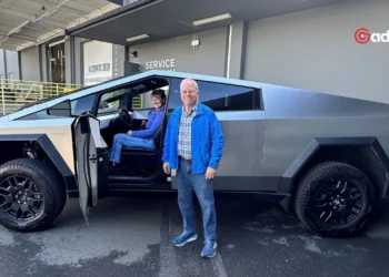 Tesla Triumphs: A Veteran's Journey from Lemon to Loyalty with the Cybertruck
