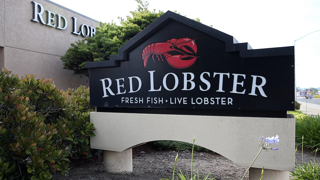 The Downfall of Red Lobster A Tale of Overreach and Mismanagement