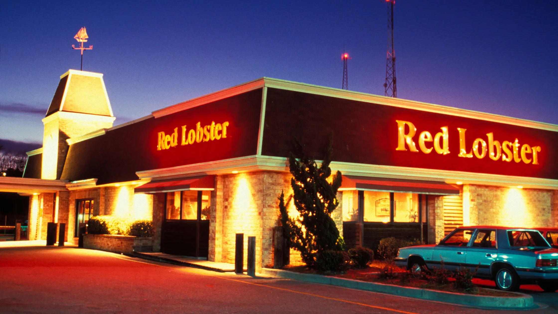 The Downfall of Red Lobster A Tale of Overreach and Mismanagement