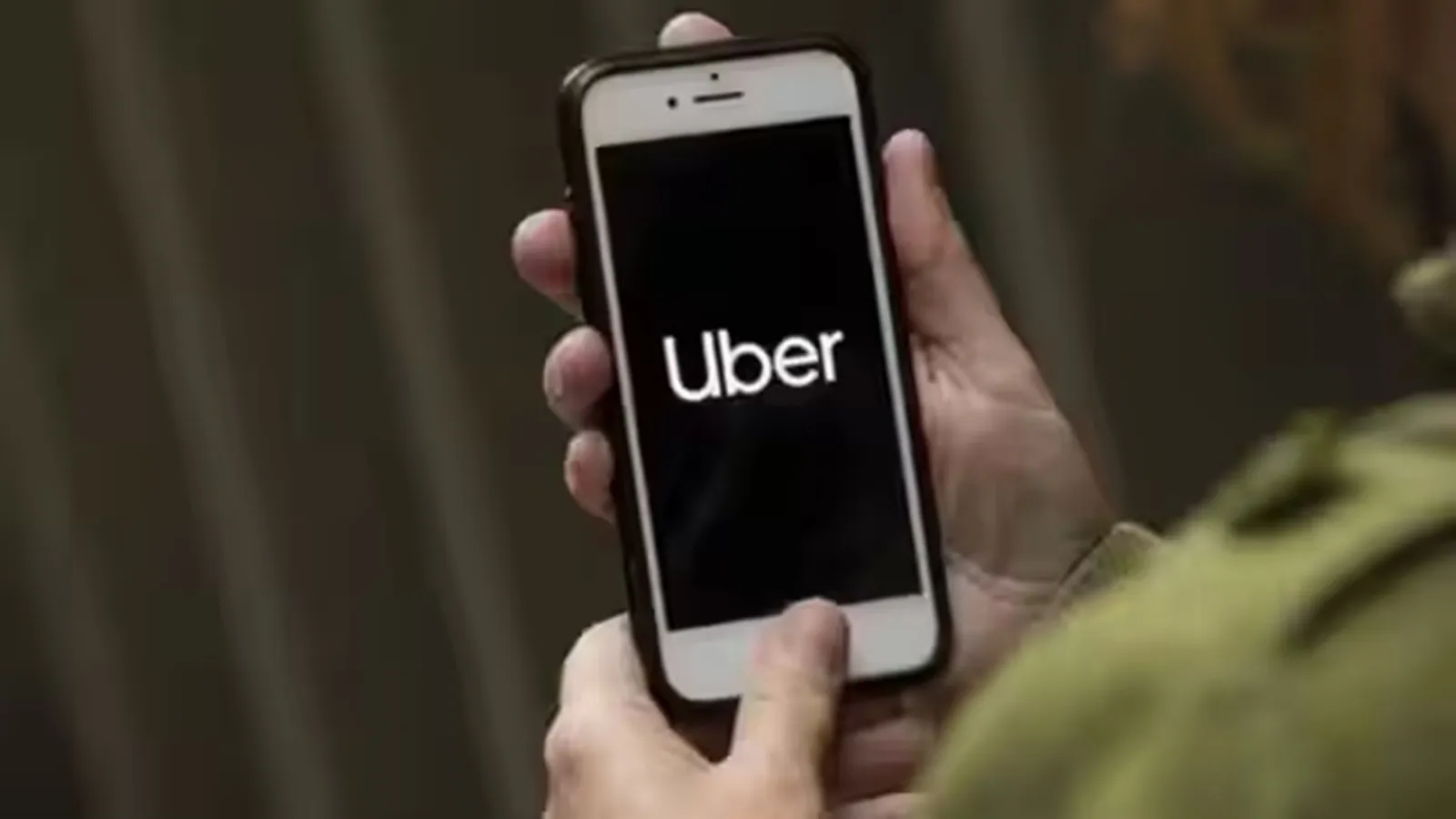 This Summer, Uber Takes You Through France's Legendary Vineyards with 'Bubbles' Champagne Tour