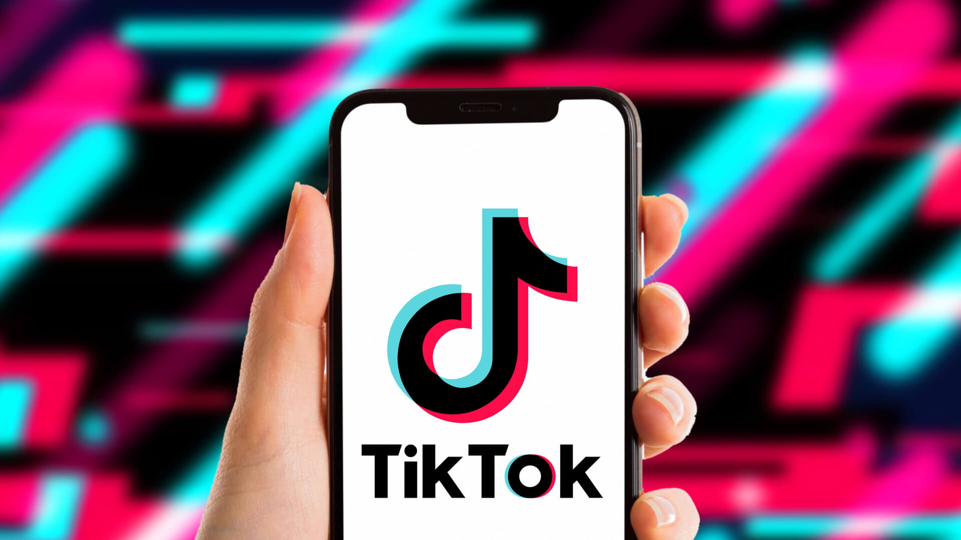 TikTok's High-Stakes Buyout A $100 Billion Gamble Without Its Core Algorithm