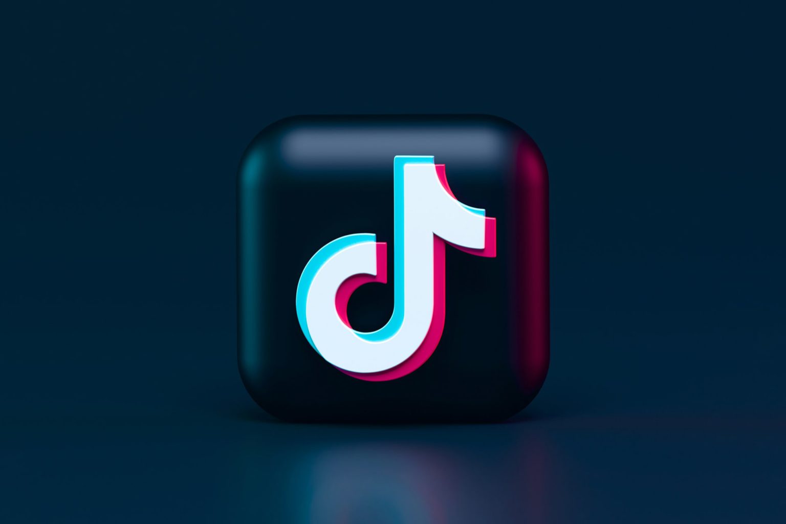 TikTok's High-Stakes Buyout A $100 Billion Gamble Without Its Core Algorithm