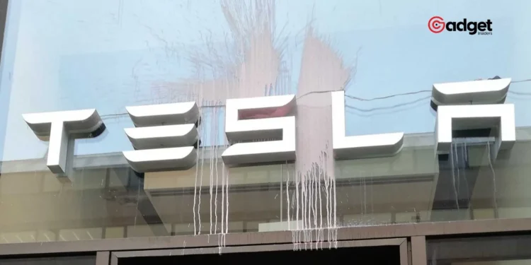 Treehouse Protesters Gain Ground: Extended Stay for Tesla Berlin Camp Sparks Debate