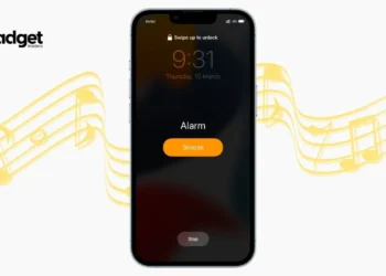 Waking Up Late Again New iPhone Glitch Silences Alarms, Leaving Users Oversleeping