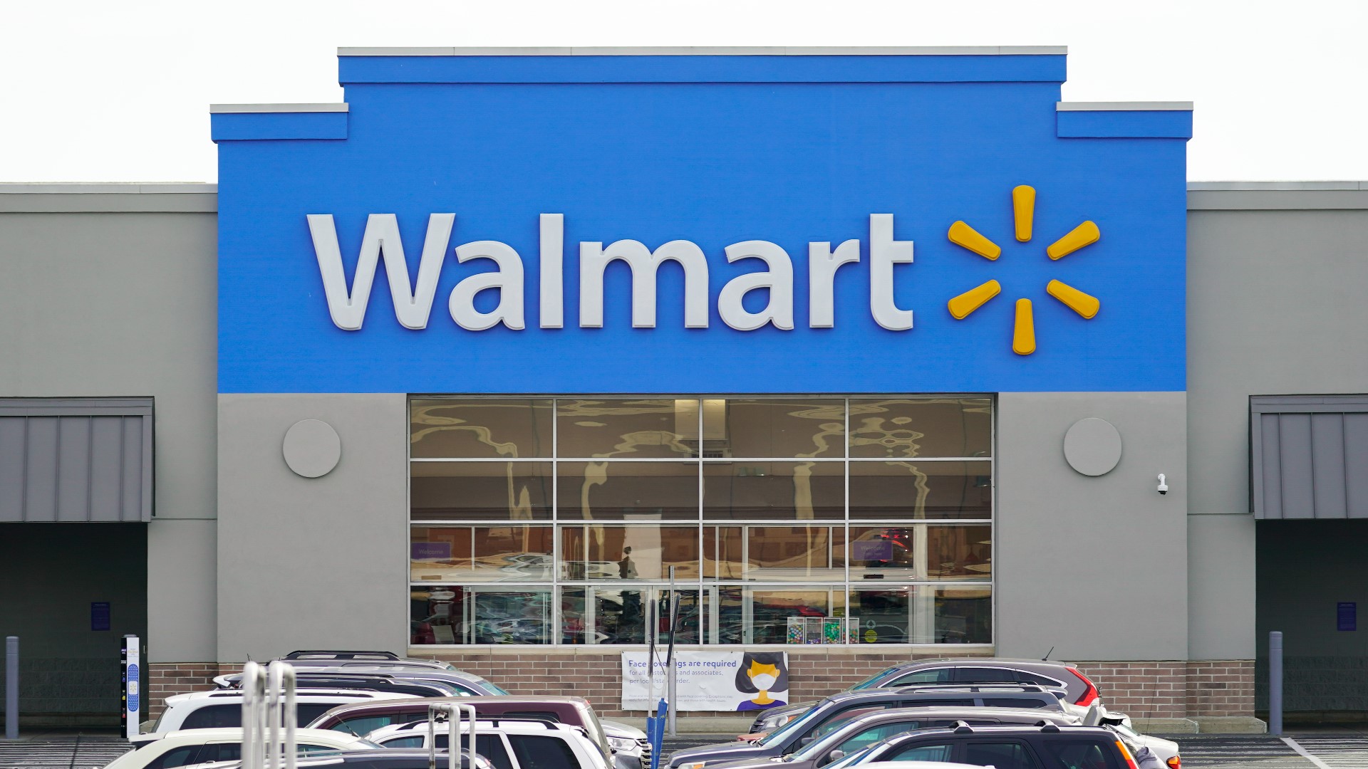 Walmart Reimagines Work: Hundreds Jobless as Stores Close, Office Doors Reopen