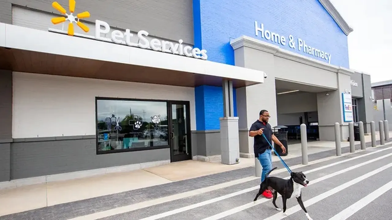 Walmart Ups Its Game: New 24/7 Pet Care Service Beats Amazon in Convenience and Cost