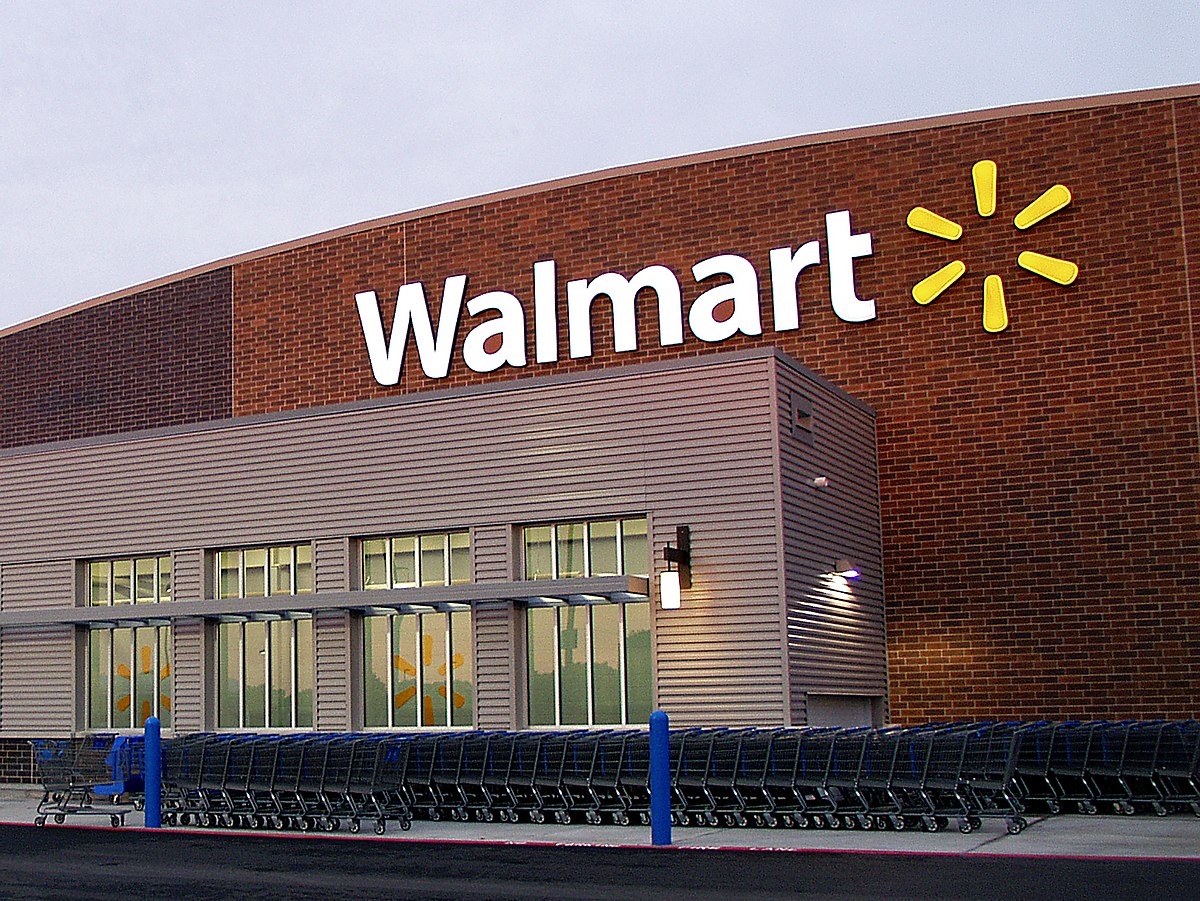 Walmart's New Strategy Wins Over Wealthy Shoppers Amid Retail Challenges