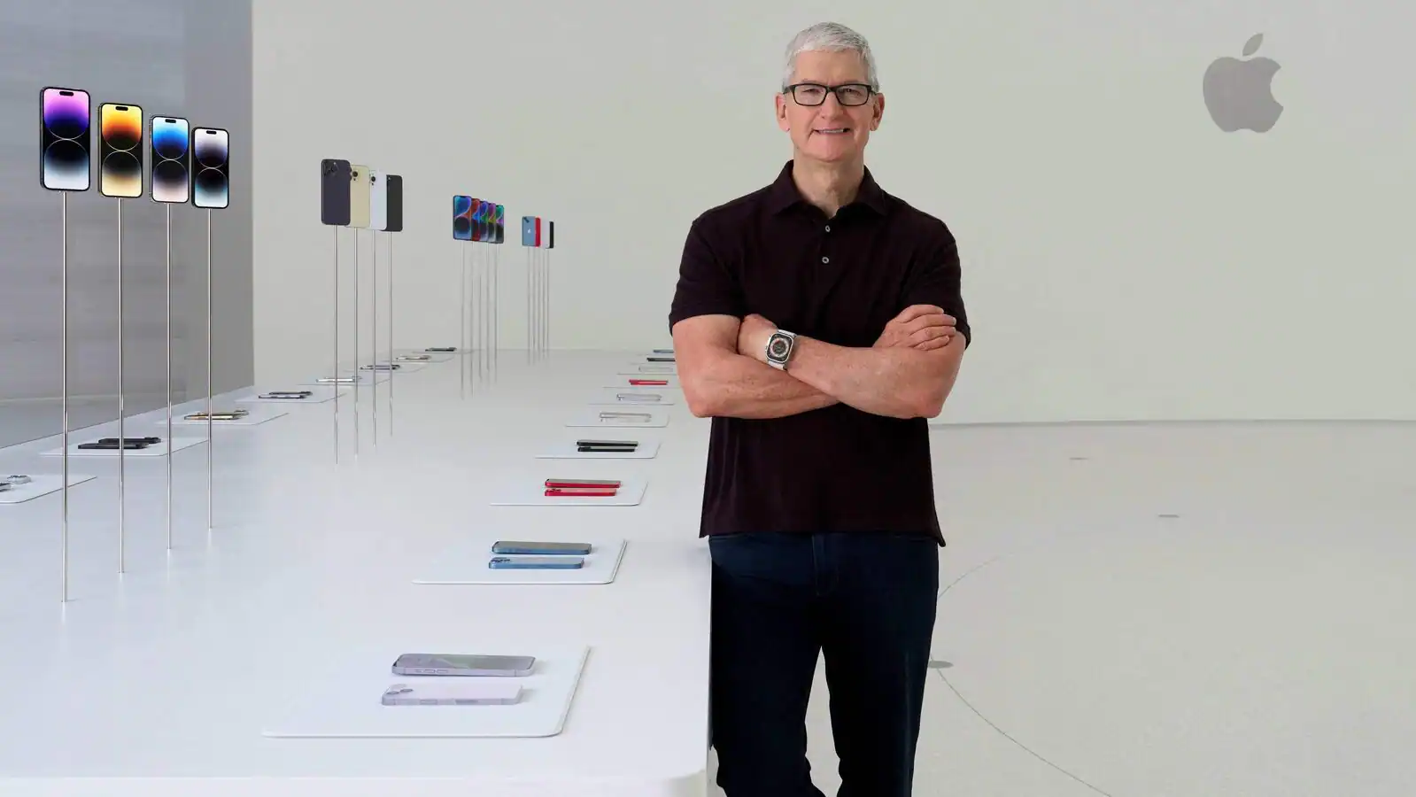 Who Will Take the Reins at Apple? Peek Into the Future as Tim Cook Ponders Succession