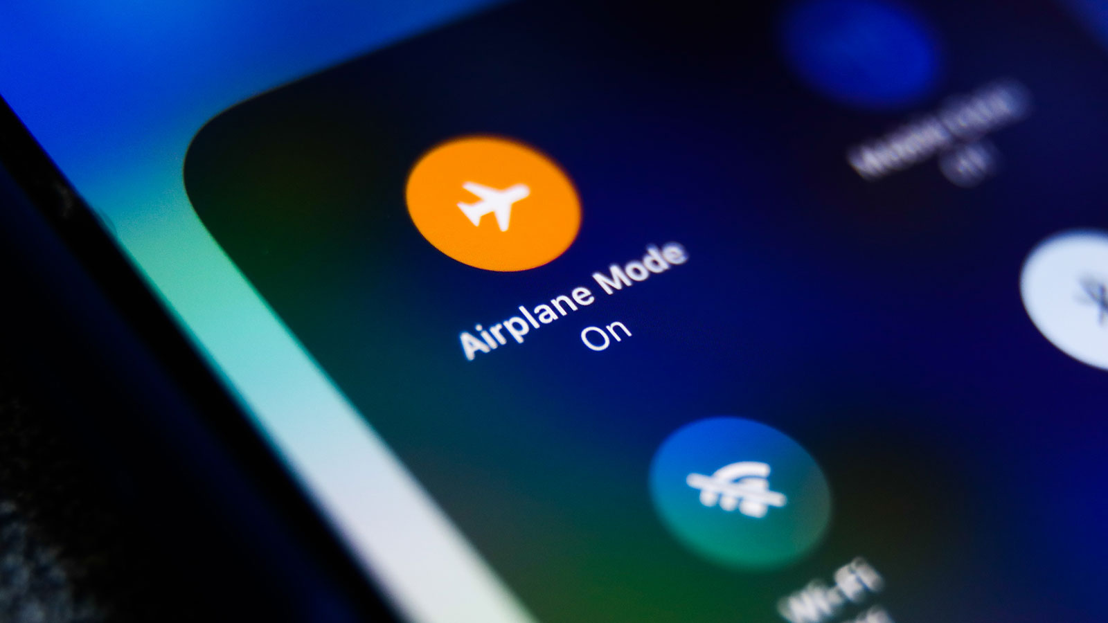 Why You Should Always Switch to Flight Mode When Flying: Ensuring Your Safety Above the Clouds