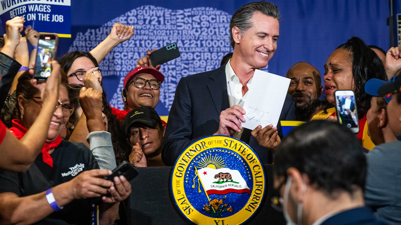California's Wage Debate Heats Up: Workers Rally for $30 Minimum Amid Rising Costs