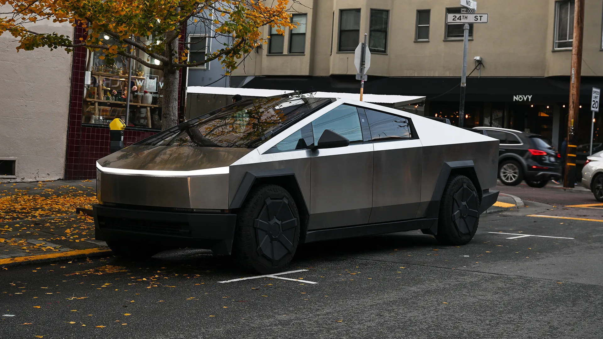 Man Faces $50,000 Fine for Selling His Tesla Cybertruck That Won't Fit in His Apartment Parking-