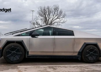 Man Faces $50,000 Fine for Selling His Tesla Cybertruck That Won't Fit in His Apartment Parking