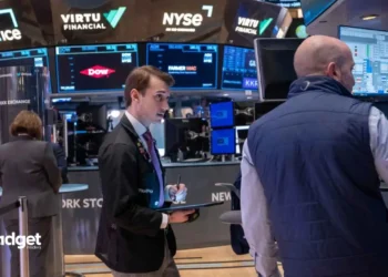 Market Mayhem: How a NYSE Glitch Caused Berkshire Hathaway's Stock to Take a False Dive