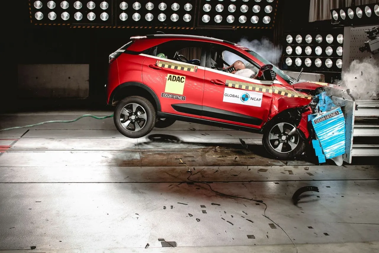 New Safety Tests Reveal Hidden Dangers in Popular Family SUVs What Every Parent Needs to Know-