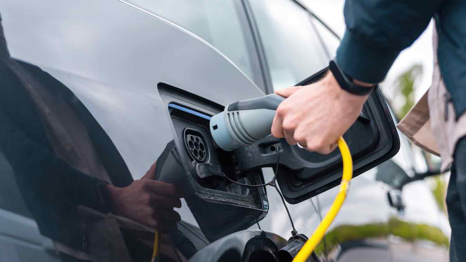 Non-Tesla Electric Vehicle Charging Stations Are Winning Over Drivers