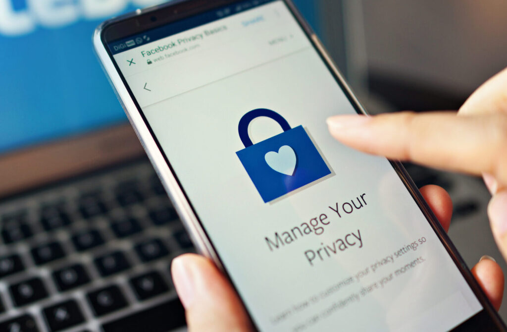 New York Cracks Down No More Social Media Snooping on Teens Without Mom and Dad Saying Yes