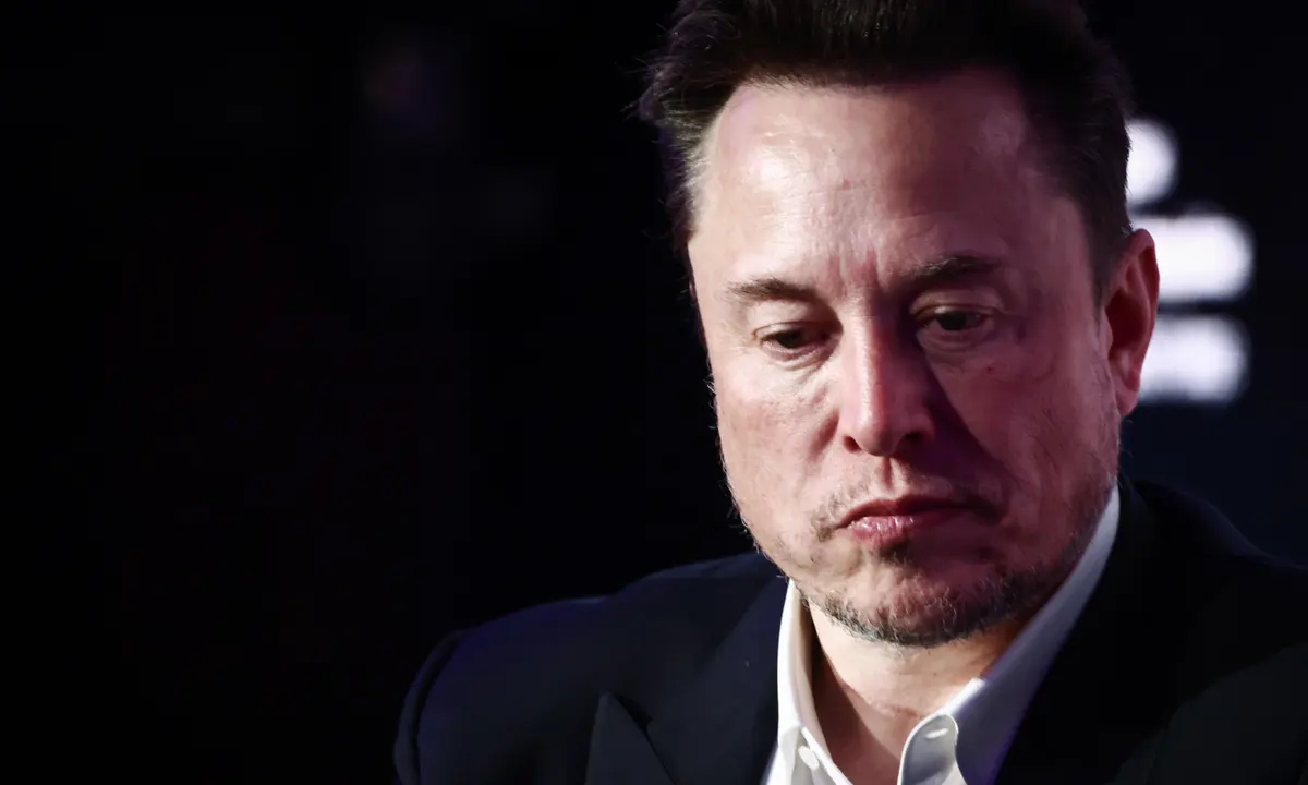 Norway's Wealth Fund Challenges Elon Musk's Huge Tesla Pay Plan: What This Means for Shareholders