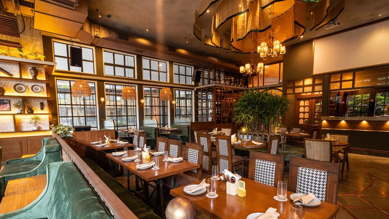 St. Louis's Newest Spot: Bliss Restaurant Sets Age Bar for a Chill Vibe