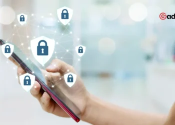 Stay Safe, Stay Smart: Essential Tips for iPhone and Android Users to Dodge Cyber Threats
